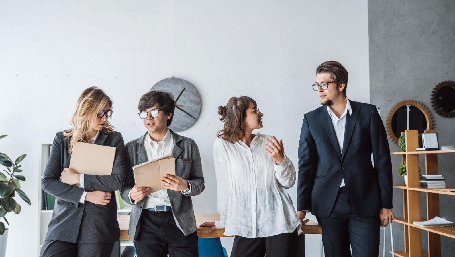 Il nostro team al lavoro nell'ufficio di Napoli